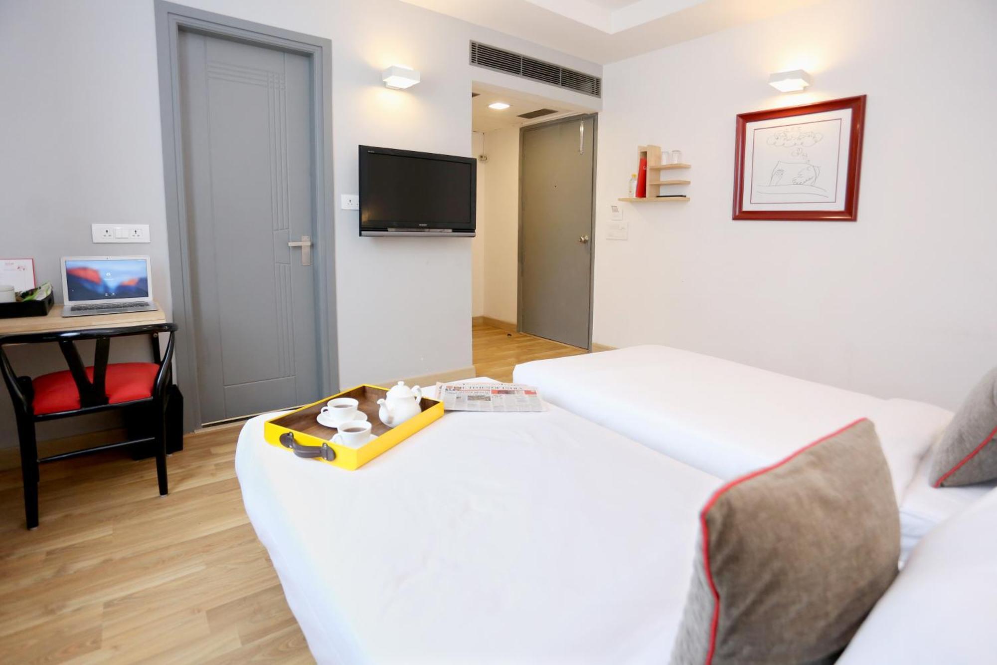 Oyo Townhouse 012 Kaushambi Metro Ghaziabad Hotell Eksteriør bilde